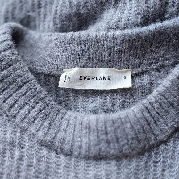 EVERLANE Cocoon Grey Crew In Alpaca Small - Picture 8 of 9